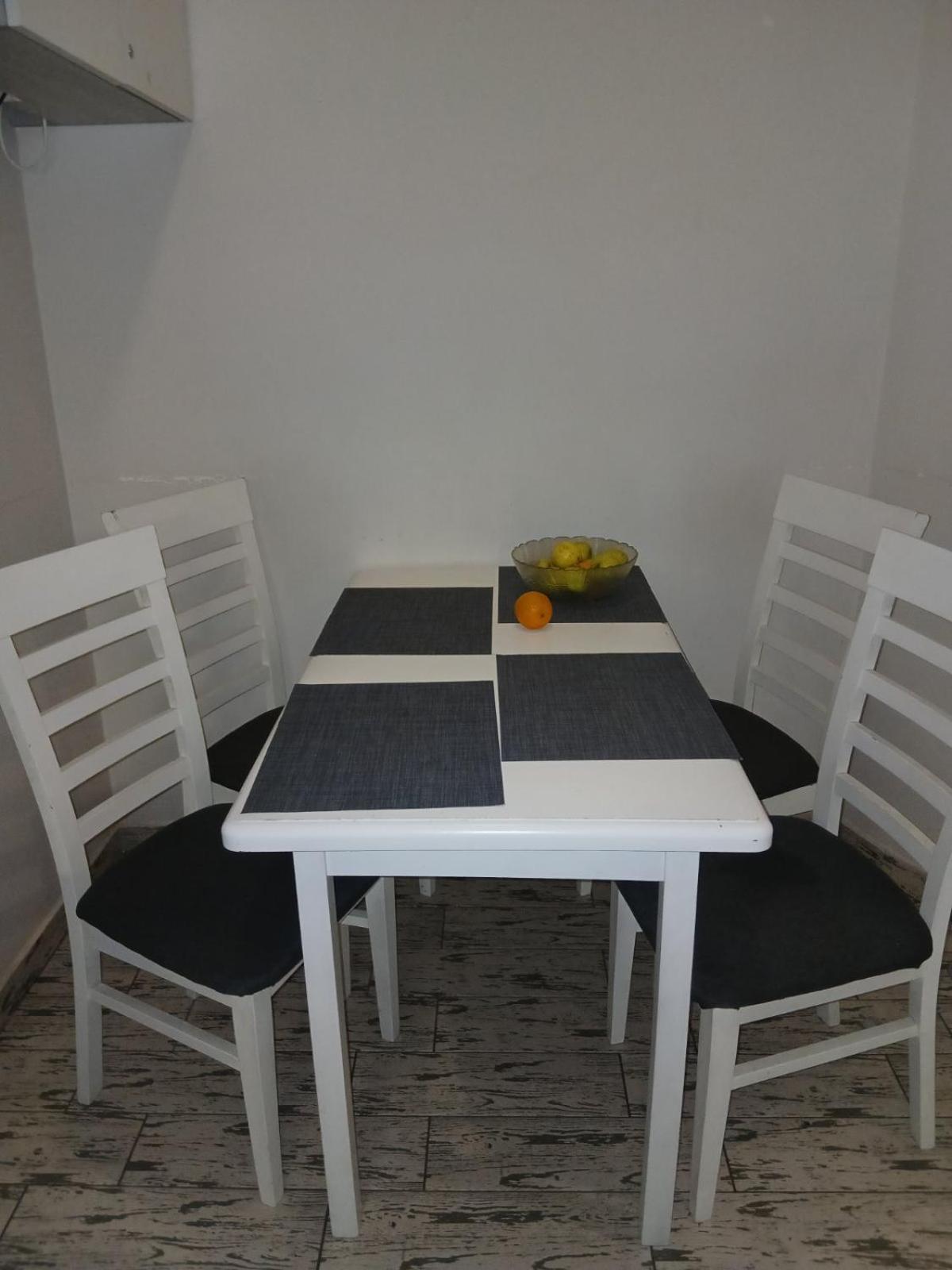 Skelnaia Apartment Львів Екстер'єр фото